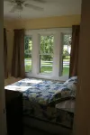 Lake Front Cottage in Michigan's Harbor Country "Sandy Shores 2"