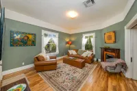 Beautifully furnished historic home with heated pool close to Downtown Tucson.