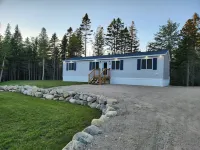 Modern private home central location to beautiful coastal views - 무료 와이파이