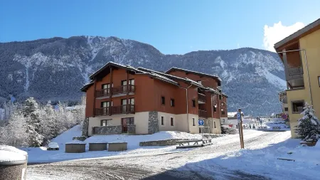 Apartment 6p. Val Cenis Termignon Vanoise Park Отели в г. Терминьон