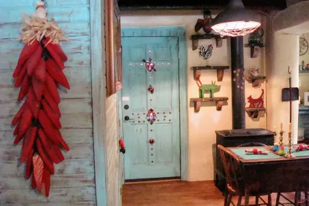 Wonderful, Downtown Treasure Отели в г. Таос