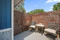 Private cottage just outside the villages, perfect for you and your family!