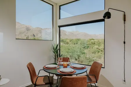 Million Dollar View - "Vista Verde" 2b/2b Condo