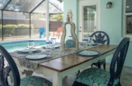 Summer Gem -Free Heated Pool -3B-2Br King-Q-2Twin-SB -Patio-Cozy Fire Pit-BBQ
