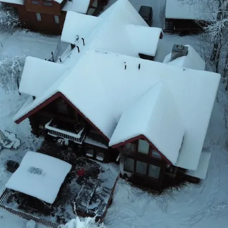 Moose Lodge Cabin , chalet & apartment , & 2 Hot tubs ! Sleeps 23