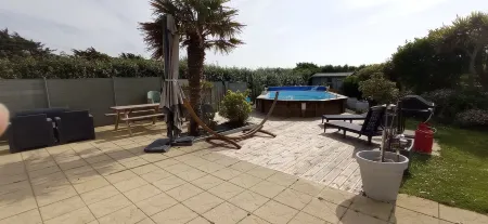 VILLA Sea view, Swimming pool, 50 m from the beach