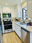 Gorgeous 3 Bedroom Condo