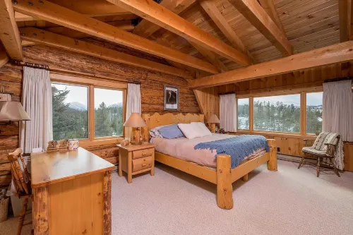 Cozy Cabin