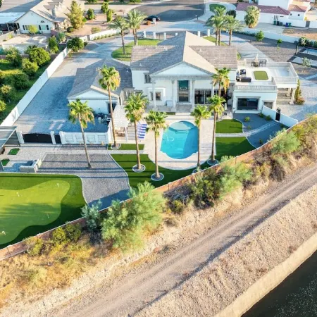 Golfer's Dream 7,000 Sq. Ft WHITE HOUSE