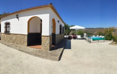 PUERTO HERRADOR RURAL HOUSE NEAR CAMINITO DEL REY Hotels in Guadalteba