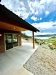New Rental. Sleeps 8. Family Getaway with Great Views of Panguitch Lake & Sunset