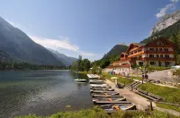 Vacation apartment directly at Hintersee, Ramsau near Berchtesgaden, 4 persons Hotel a Ramsau