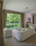 Forest View House