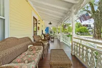 Sea Horse Cottage-5 Bedrooms, 3 Full Baths, 2 Half Baths, Sleeps 13
