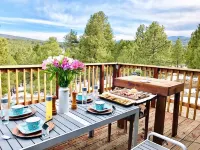 INDEP.CLOSE TO SKI/REMODELED CHALET ON XL LOT W VIEWS OF SKI RESORT &MOUNTAINS Hotels in Angel Fire