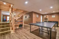 #1 PRVT. BLACK-MT. LUX LOG ESTATE. / HOT TUB / GAME RM / PETS / 2 FIRE PL. 6/6.5