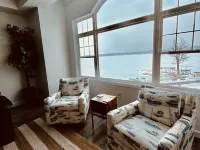 Lakeside Brand New Luxury Condo⚓️ Hotels in Bemus Point
