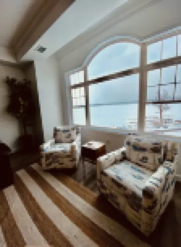 Lakeside Brand New Luxury Condo⚓️