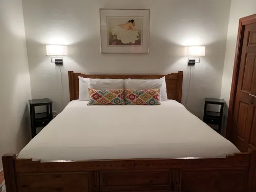 Beautiful Santa Fe downtown property walking distance to the Plaza