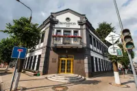 Mariinskiy Hotels in 