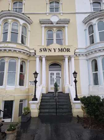 Swn Y Mor Отели в г. Лландудно