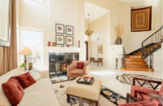 Luxe family home w/ 116 inch theatre, near beach w/ private yard & EV chargers