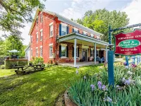 The Yorkshire Inn Hotels in Phelps