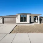 Icon Escape - 3 bedroom family home - Ideal Kennewick location - Sleeps 8