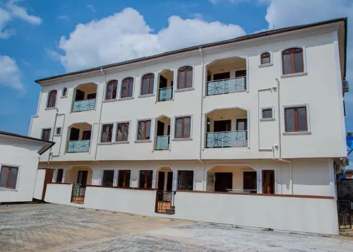 Julie Moradeke Serviced Apartment Suites Hotels in Oshogbo