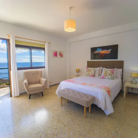 GUACIMARA - Spectacular views, private heated pool, sauna, natural beach, relax.