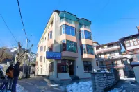 Hotel Royal the Mall Manali Hotels in Manali