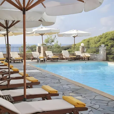 Yalis Hotel