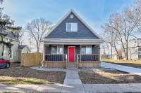Welcome to...the good life, 4 bed 2 bath house located in the heart of Lincoln