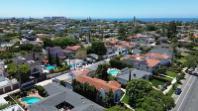 Charming Guesthouse Studio To  Elegant 1920s Spanish Home