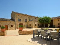 Le Mas des Trois Anges فنادق في Saint-Denis