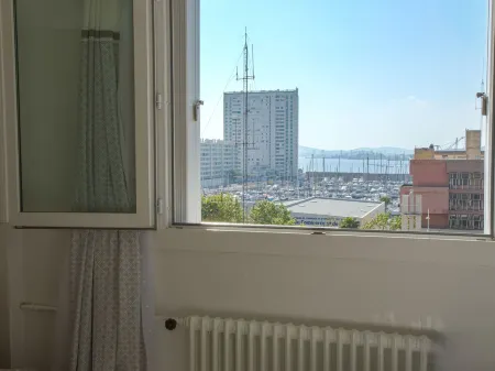 L'Onyx Отели в г. Тулон