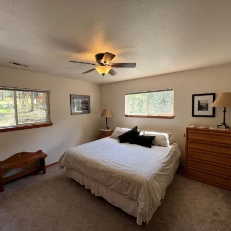 Remote Lake Roosevelt waterfront home
