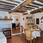 Typical rustic Tuscan house in the hamlet of Casesi. A dive into the past.... Hotels in Massarosa