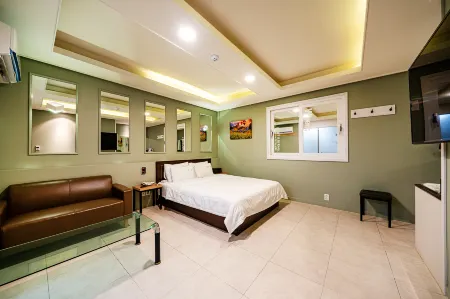 Yeongdong Call Self Check-in Motel Отели в г. Йондон