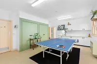 Fitzroy Private Rooms - 132 Nicholson Homestay - 2-Star
