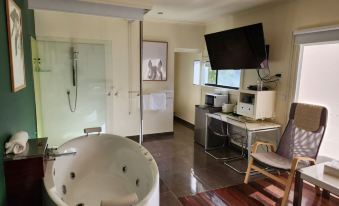 Deville at Healesville