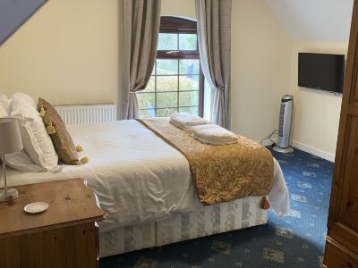 The Dog & Doublet Inn