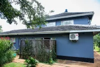 Mt Pleasant Bed And Breakfast Ltd Hotels near Royal Finesse VR Theme Park