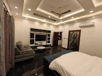The Paradise - Luxury 3BR Villa near the Airport in Dehradun Các khách sạn gần Swarg Niwas Temple