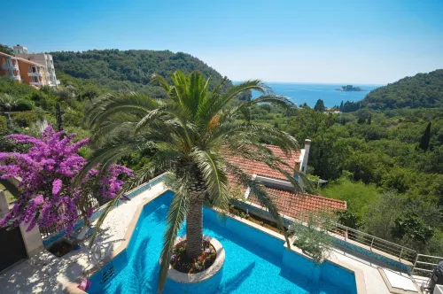 Villa St.George Hotels in Petrovac