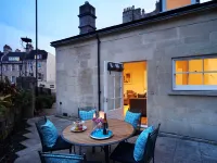 배스 서클 캠든 로지 하우스