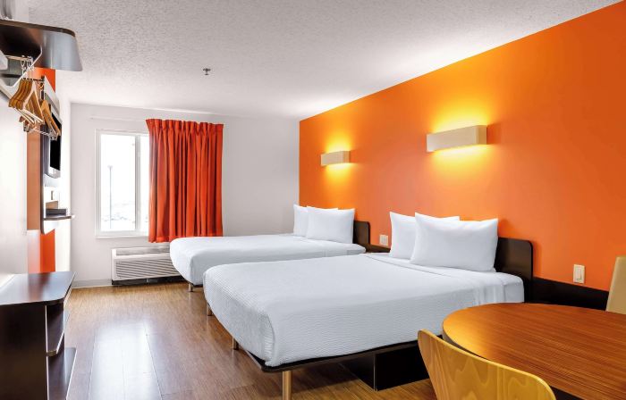 Motel 6 Swift Current, SK