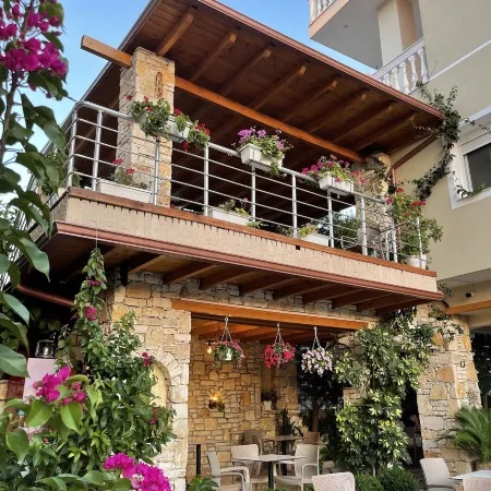 Arial Penthouse Suites