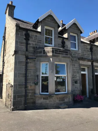 Ravenswood Guest House Отели в г. Бридж оф Аллан