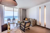 Ramada Hotel & Suites by Wyndham Netanya Hotel di Netanya